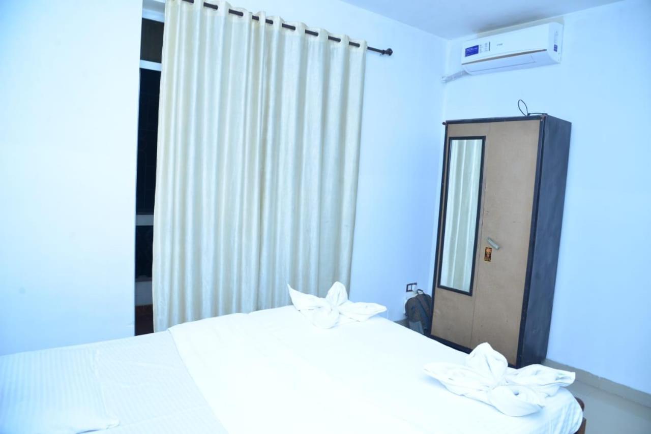 Cliff Heaven 2 Bhk Ac Apartment Orlim 外观 照片